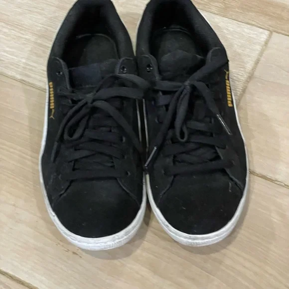 Puma Sneakers - Picture 2 of 4